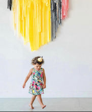 Load image into Gallery viewer, DIY Back to School Pencil Fringe Kit Streamer Backdrop Kit Plastic Fringe Backdrop Pastel Unicorn