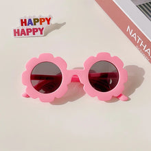 Load image into Gallery viewer, Retro Sunnies