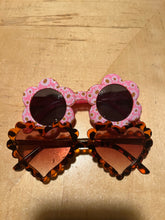 Load image into Gallery viewer, St Patrick’s Day Sunglasses