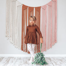 Load image into Gallery viewer, Boho Macrame Wall Hanging