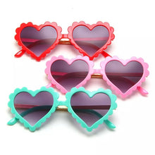 Load image into Gallery viewer, Valentine’s Day Kids Heart Sunglasses