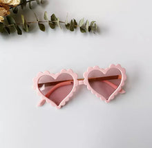 Load image into Gallery viewer, Valentine’s Day Kids Heart Sunglasses