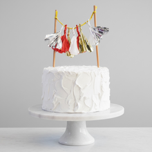 Load image into Gallery viewer, Faux Cake Dummy All white
