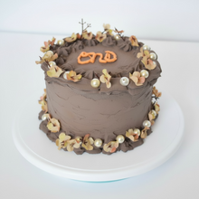 Load image into Gallery viewer, Vintage Mini Faux Cake
