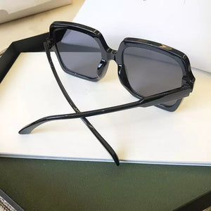 Vintage Square Sunglasses- Black Color