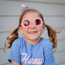 Load image into Gallery viewer, Daisy Sunglasses
