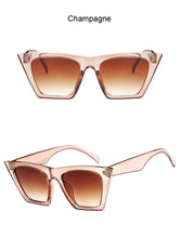 Load image into Gallery viewer, Vintage Women’s Square Sunglasses in Pink

