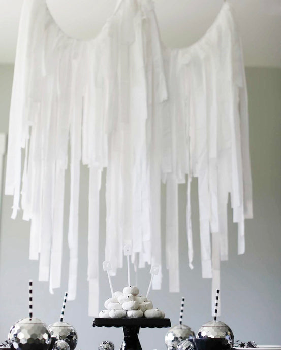 All Plastic Fringe Backdrops – Glam Fete Party